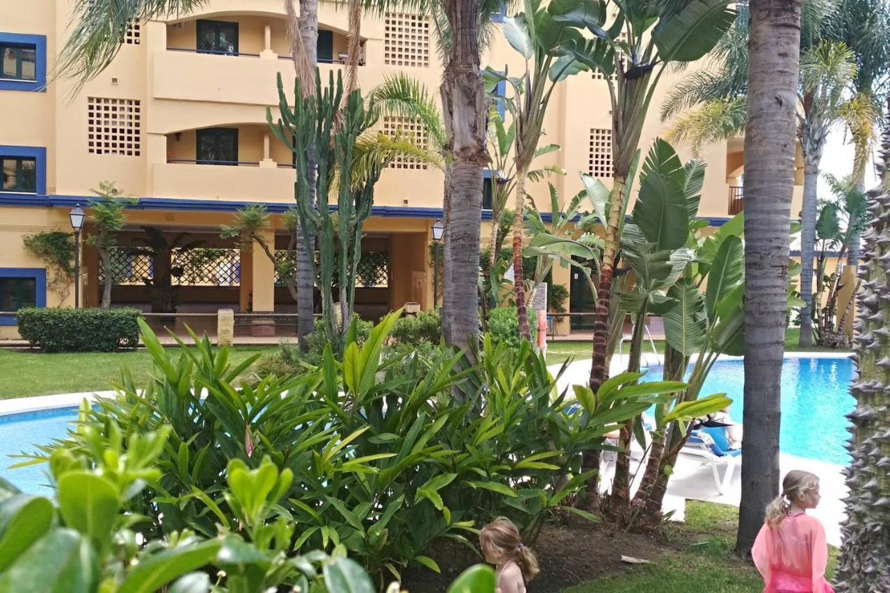 Apartamento Estudio Los Naranjos De Nueva Alcantara Marbellac Extérieur photo